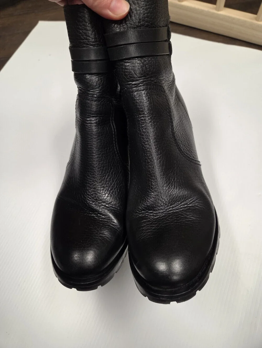 Tory Burch Women Leigh Black Leather Dress Logo Heel Zip Ankle Boots sz 8.5